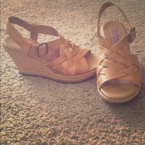 Clarks leather wedges 7.5